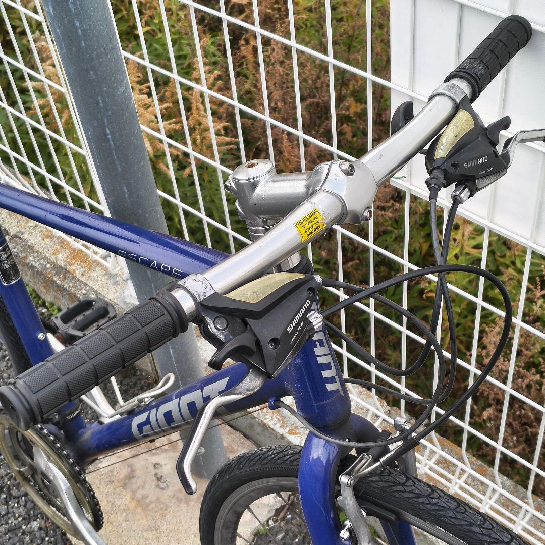 タイヤ新品 クロスバイク GIANT ESCAPE R3 手渡し可