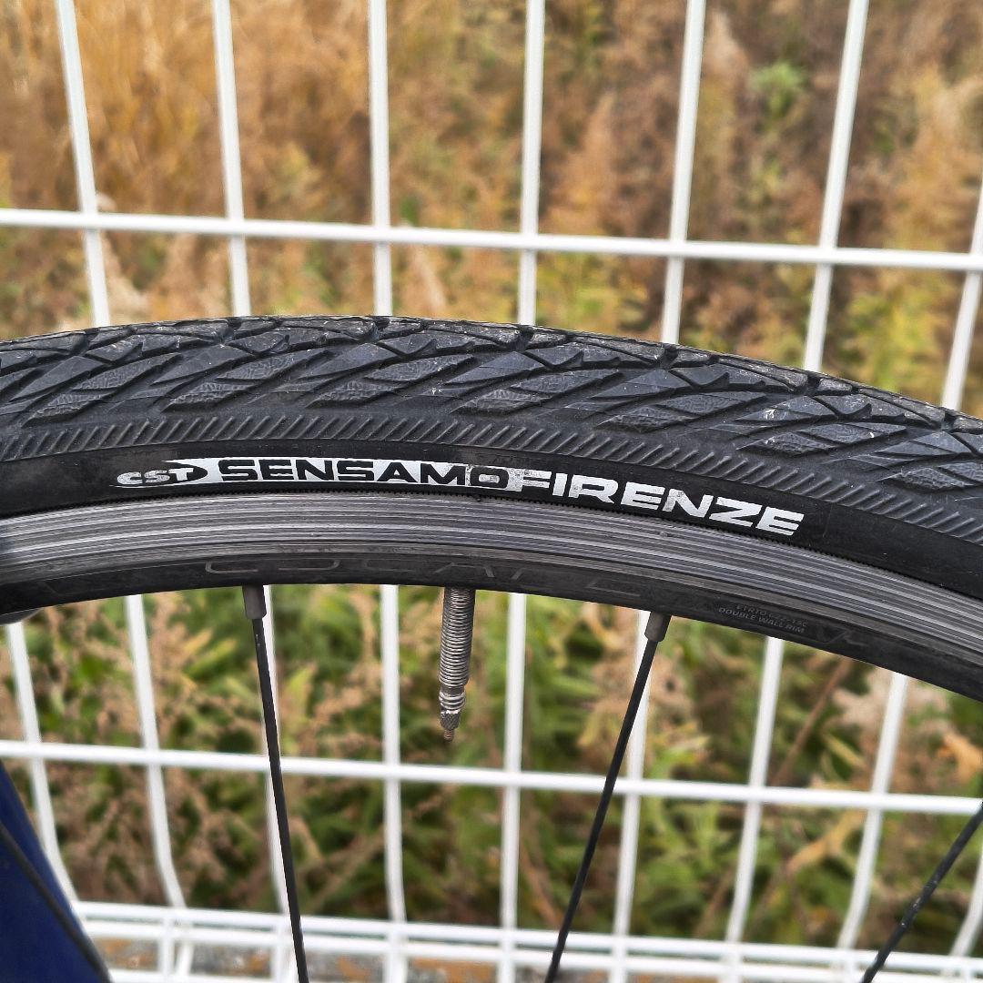 タイヤ新品 クロスバイク GIANT ESCAPE R3 手渡し可