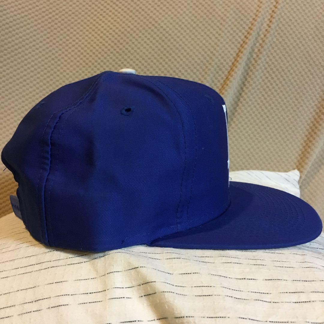 LOGO7 ロサンゼルスドジャース スナップバック 90年代ビンテージキャップ。