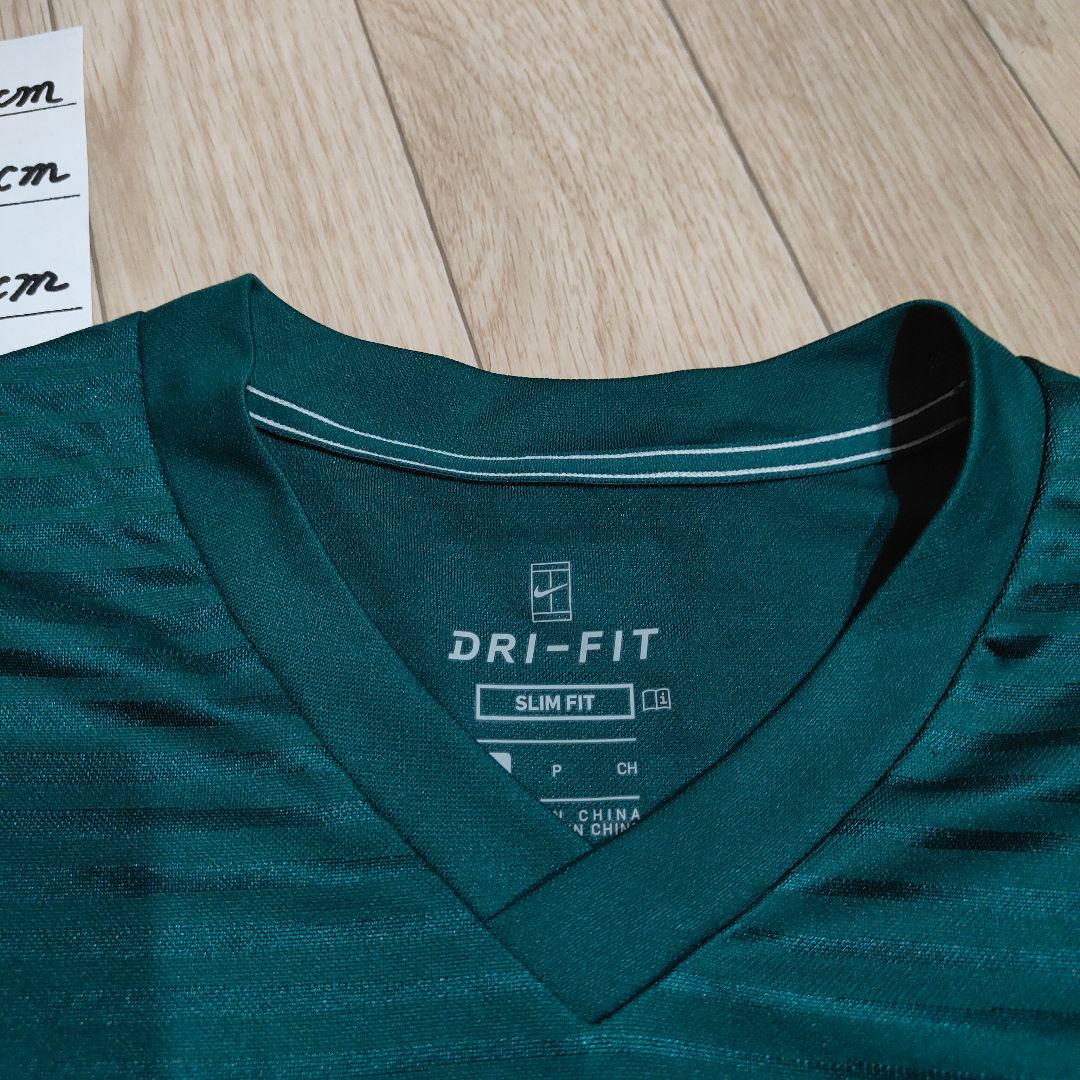 NIKE　COURT　TENNIS　ナイキテニスコート　テニスウェアナダルモデル