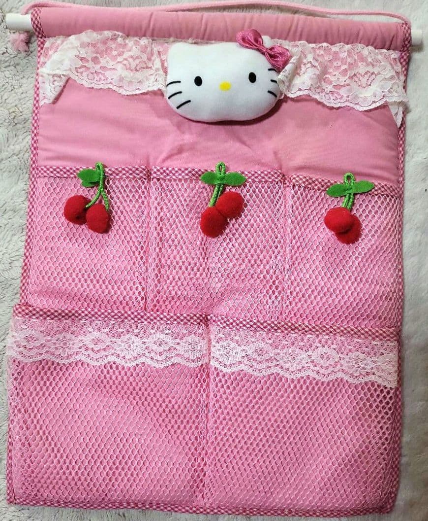 ハローキティ　ウォールポケット