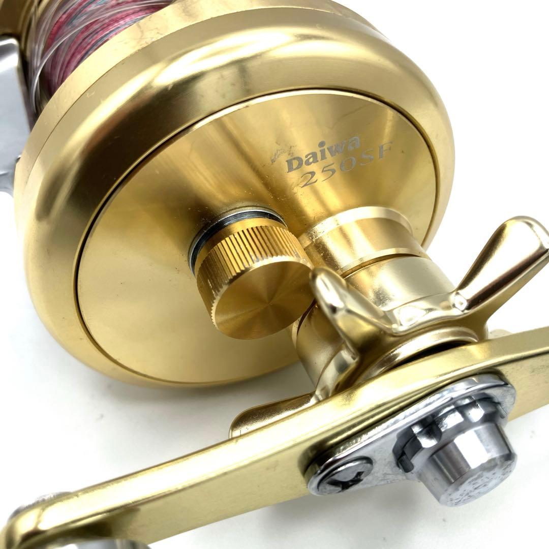 ☆程度良好☆ダイワ 両軸リール ミリオネアCV-Z 250SF/DAIWA