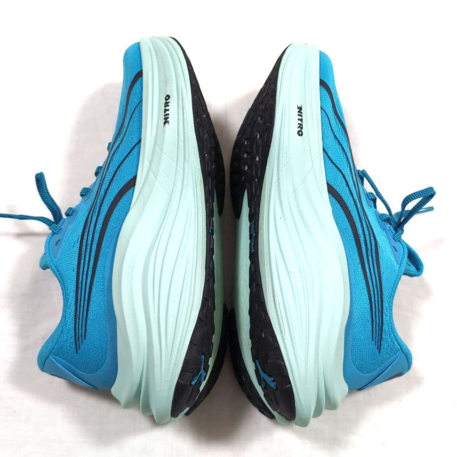 PUMA マグマックス ニトロ　ランニングシューズ　25.0cm