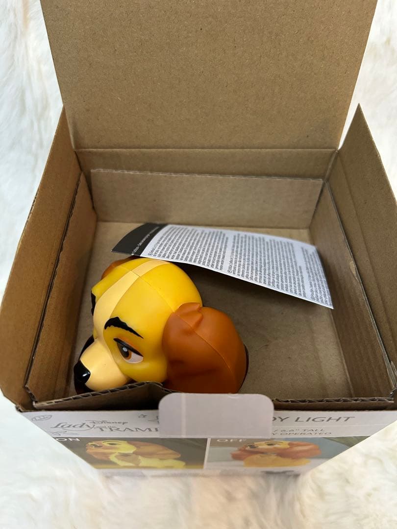 新品未使用　ディズニーランドパリ限定　わんわん物語　レディ　ルームライト　ランプ