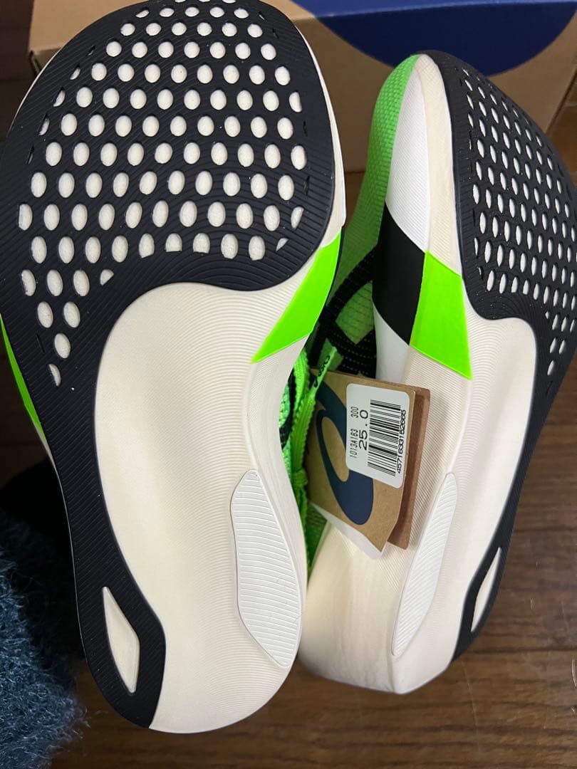 【新品未使用】asics メタスピードエッジTOKYO 25.0cm アシックス