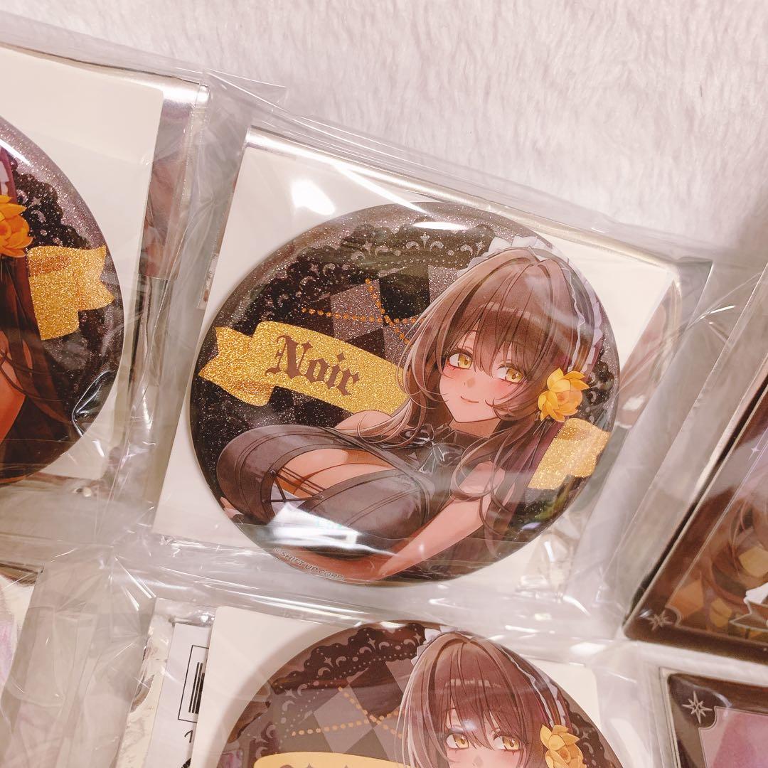 勝利の女神 NIKKE あみあみ ツクヨミ ノワール まとめ売り 缶バッジ