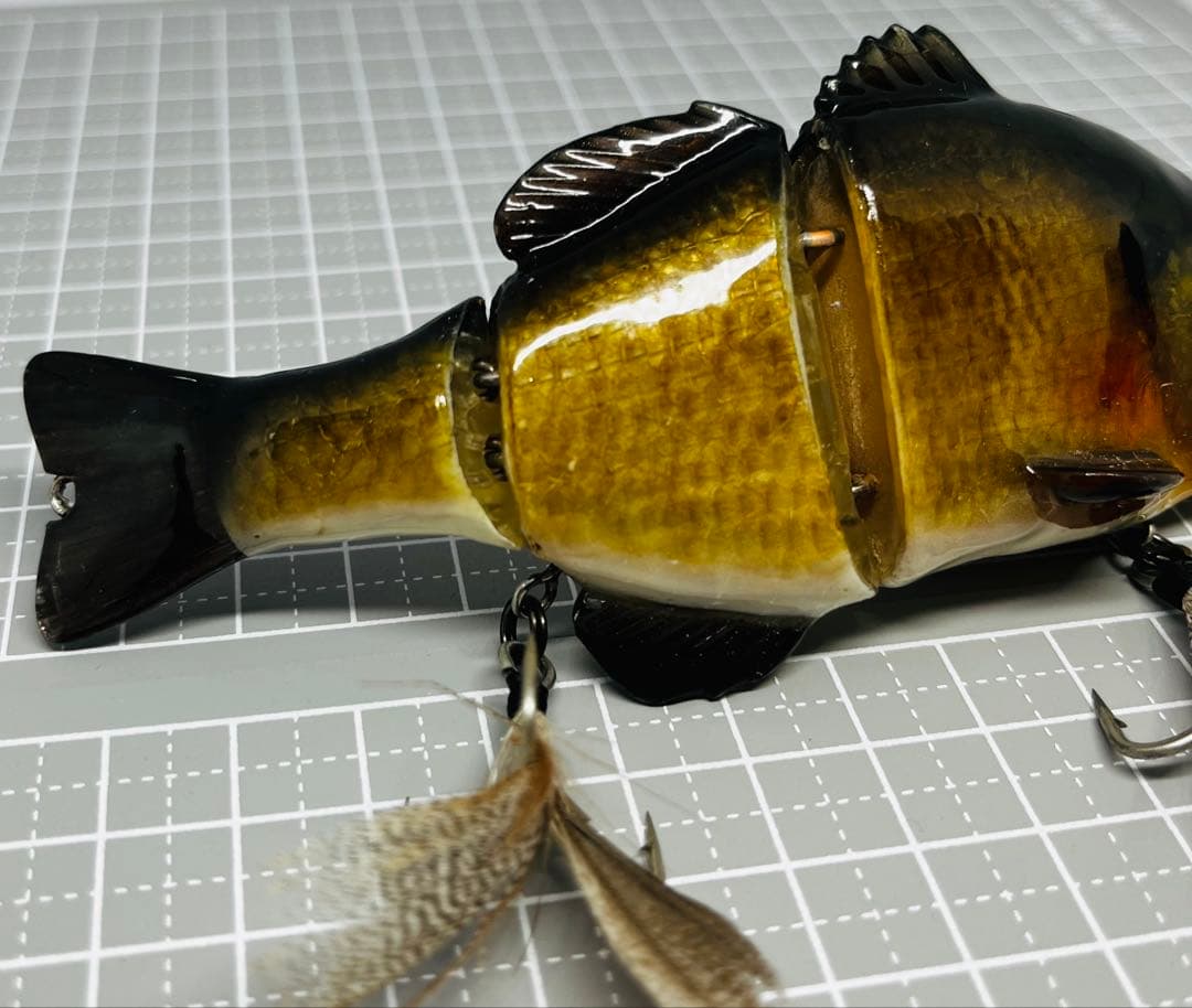 フレッシュベイトルアーズ　チビタレル　ブルーギル　魚皮