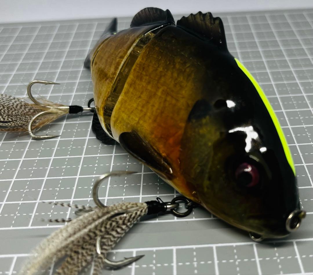 フレッシュベイトルアーズ　チビタレル　ブルーギル　魚皮