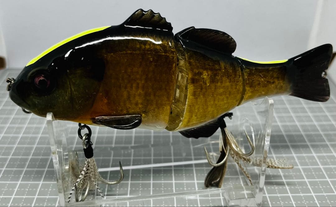 フレッシュベイトルアーズ　チビタレル　ブルーギル　魚皮
