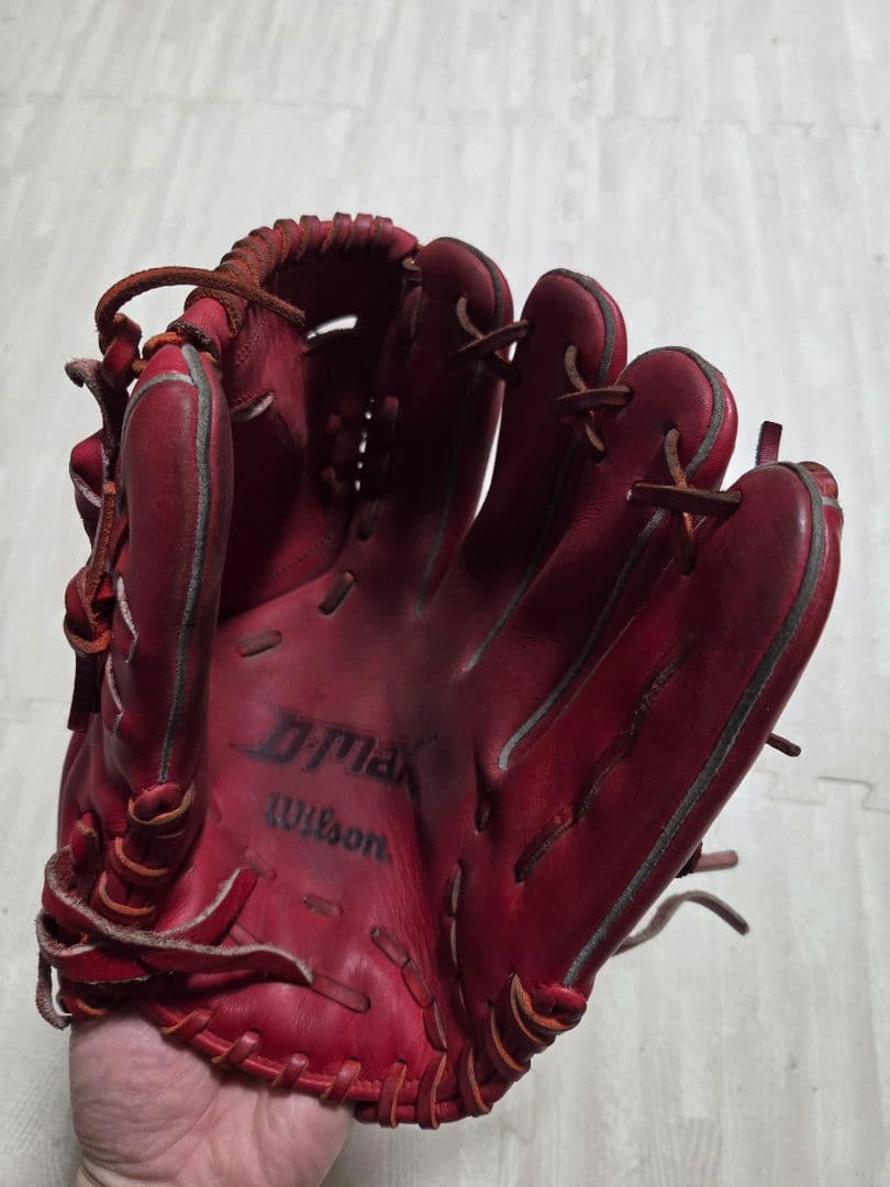 Wilson 投手用グローブ
