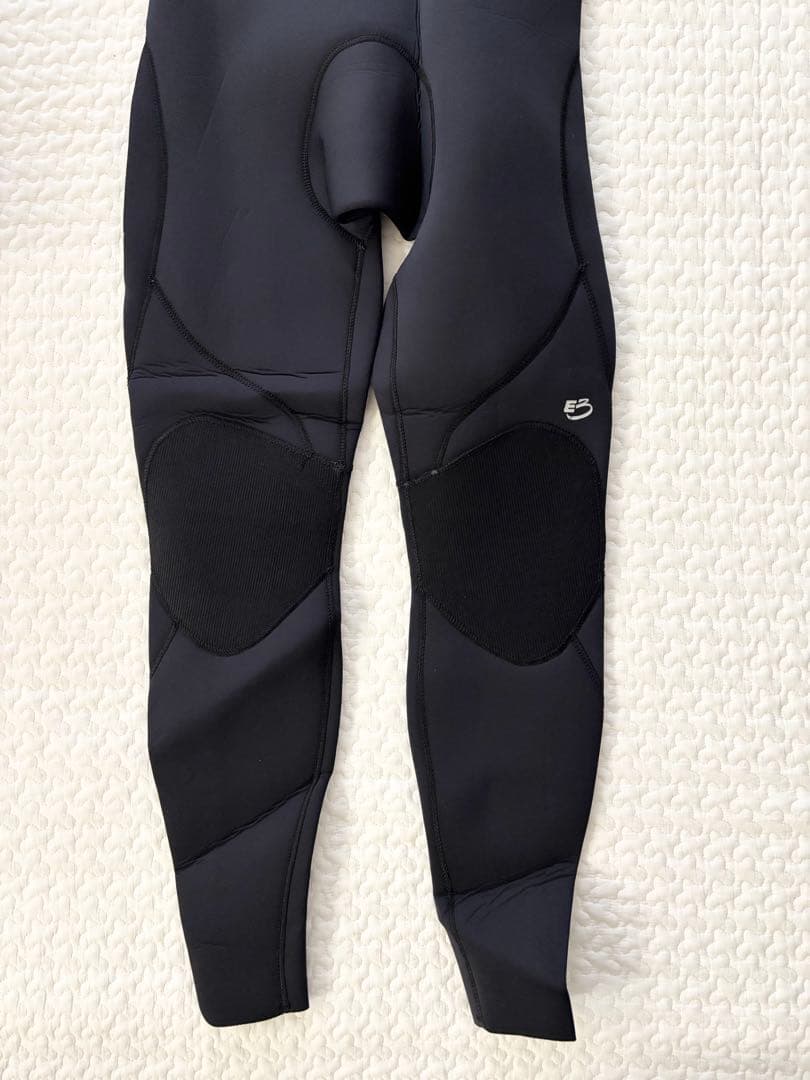 未使用リップカール4m/3m ダウンパトロールウェットスーツ