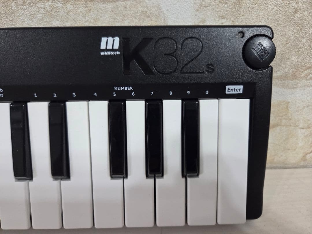【美品♪】音源内蔵MIDIキーボード miditech K32 ミディーテック