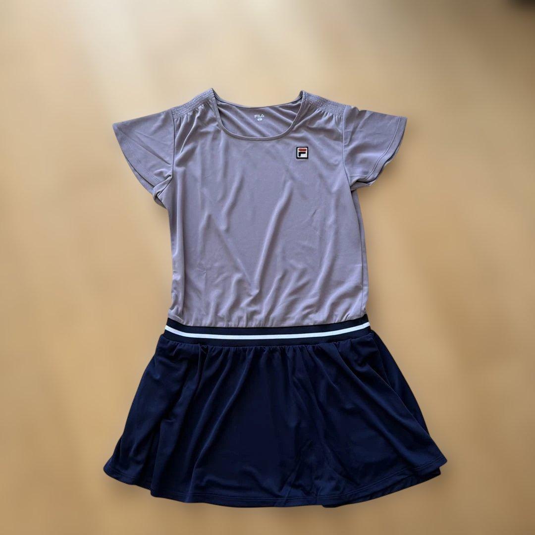 2025春夏モデル　FILA フィラ　テニスウェア　ワンピース　ネイビー　ピンク