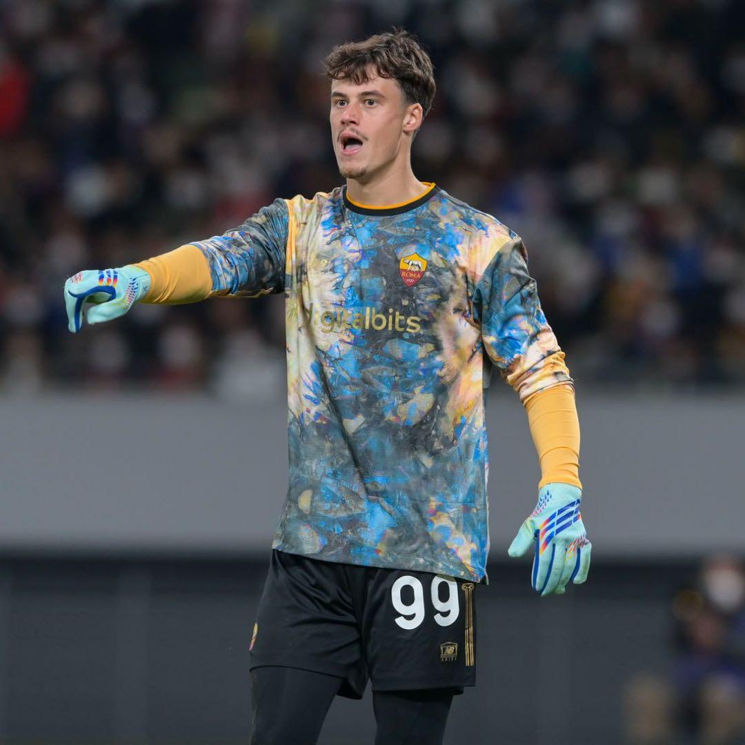 US Mサイズサッカーユニフォーム AS Roma ジャージ ニューバランス