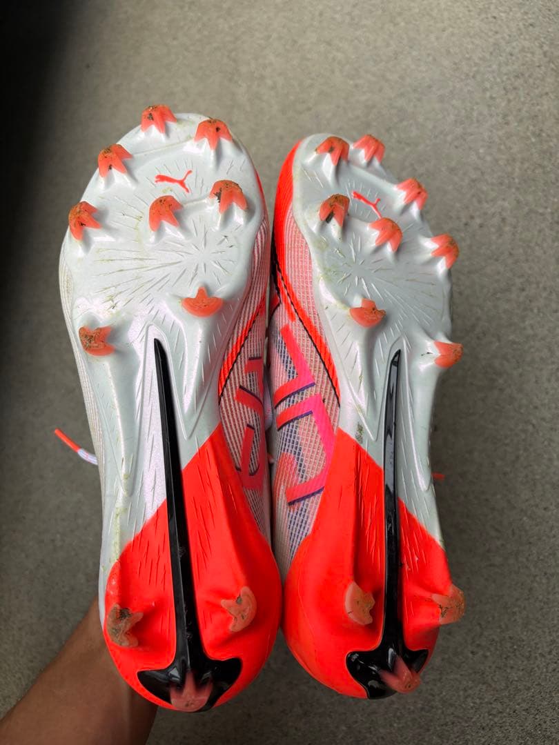 赤*様 Puma ウルトラ5 アルティメットFG サッカーシューズ スパイク