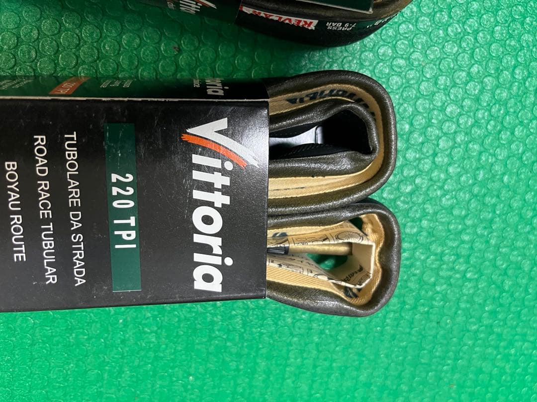 Vittoria Tubolare da Strada 220 TPI おまけ付