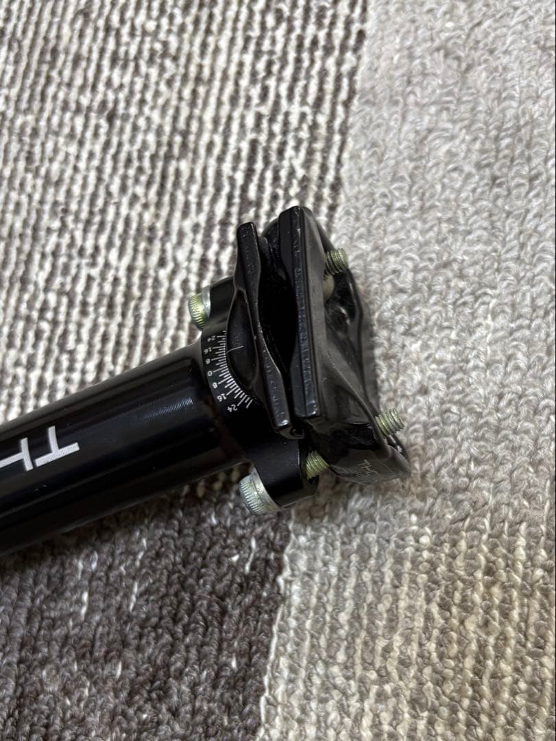THOMSON elite シートポスト 27.2x410mm
