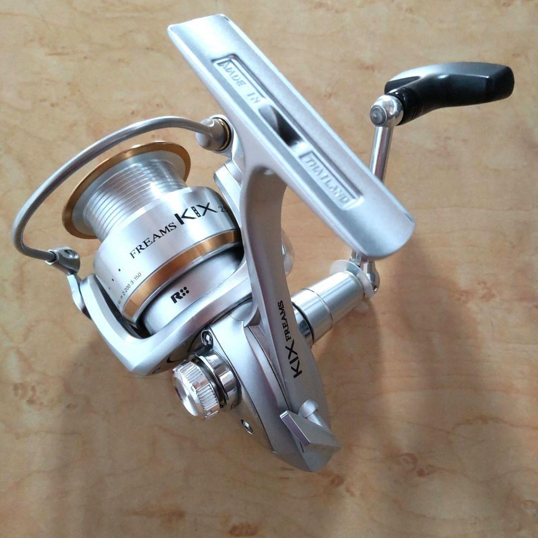 Daiwa ダイワ フリームス KIX キックス 2500 中古美品
