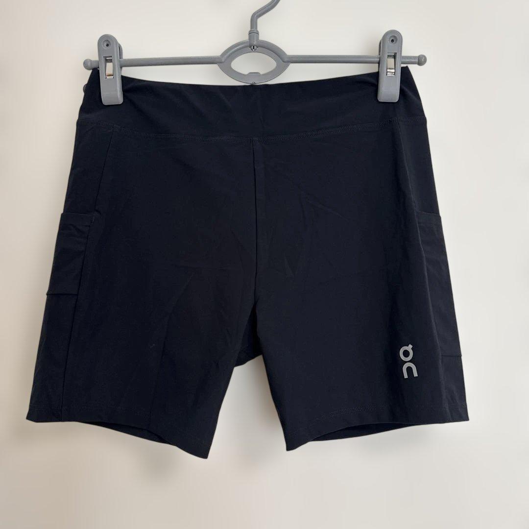 On HYBRID shortsネイビー ランニングショーツ M