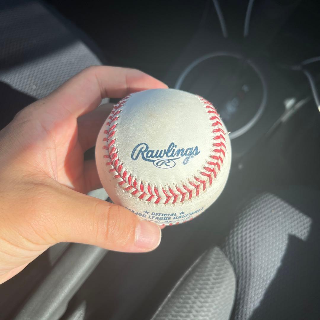 今年のWBCでの日本代表練習球です。やや汚れや傷がありますが、貴重だと思います。