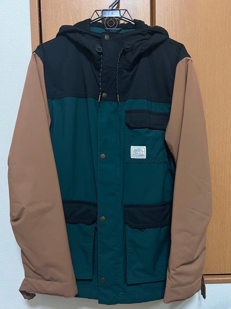 スノーボードジャケットLサイズ・パンツXLサイズセット　オニール　O'NEILL