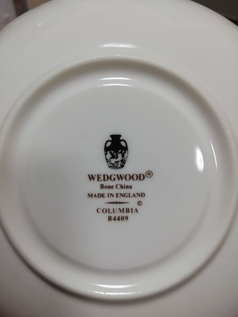 　Bone China