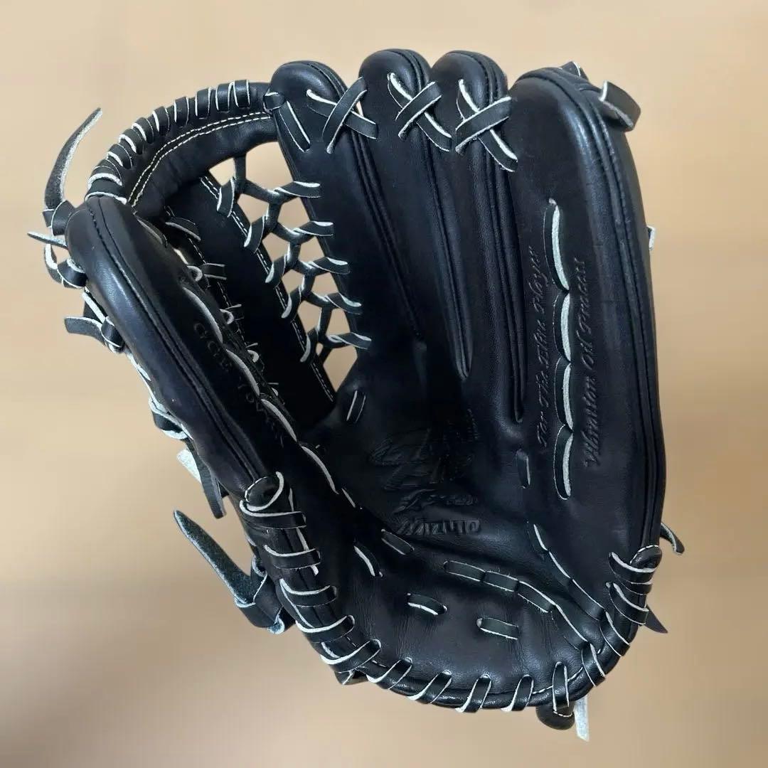 Mizuno Global Elite 硬式グラブ　外野手用　硬式球1球付