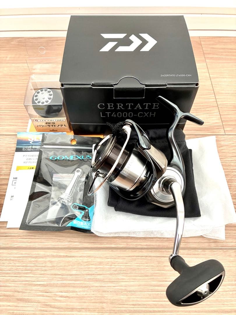 ダイワ　24 セルテート　LT4000-CXH ハンドルノブ、リールスタンド付属