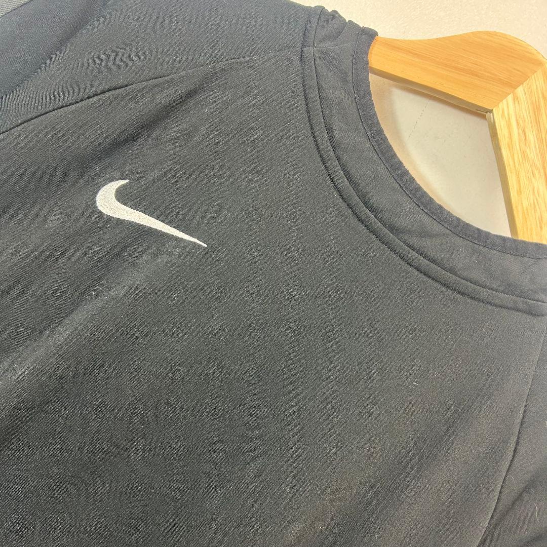 美品Nike 黒 長袖ジャージ ポケット付き