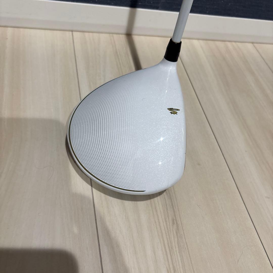 コブラ　ＫＩＮＧＦ６＋１Ｗ（ホワイト）　ヘッドカバー付