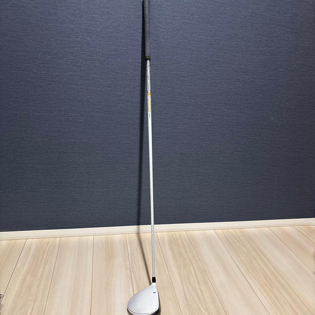 コブラ　ＫＩＮＧＦ６＋１Ｗ（ホワイト）　ヘッドカバー付