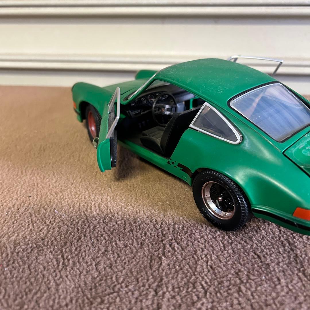 DB15★ミニカー★ オートアート製 1/18 スケール ポルシェ911 カレラ