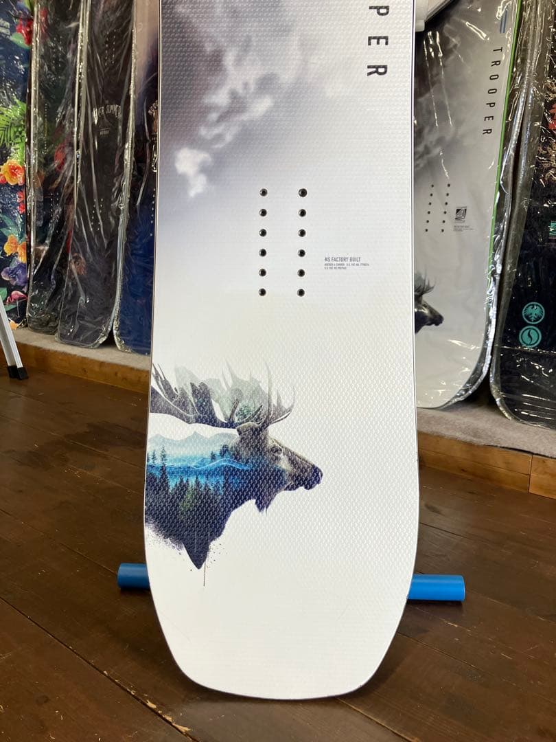 【中古】25-26 NEVER SUMMER TROOPER 154