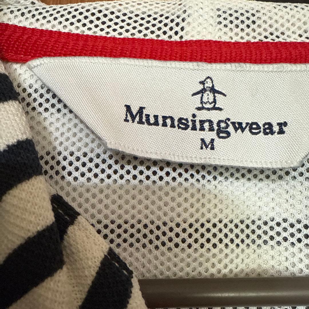 マンシングウェア (Munsingwear) のジップアップパーカー　Mサイズ