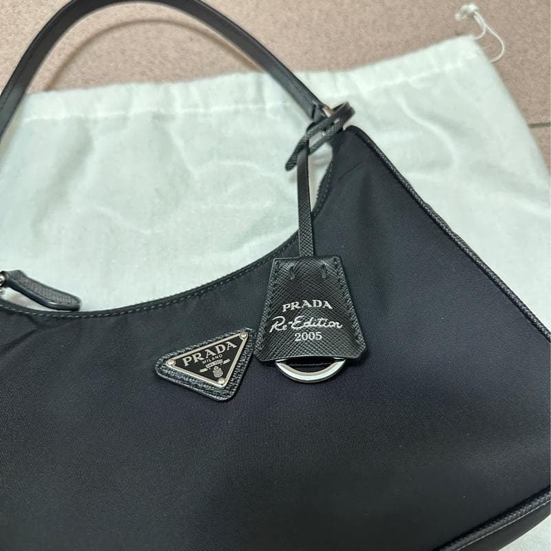 【極美品】PRAプラダ⭐️R-Edition 2005 ブラック