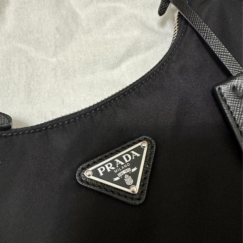【極美品】PRAプラダ⭐️R-Edition 2005 ブラック