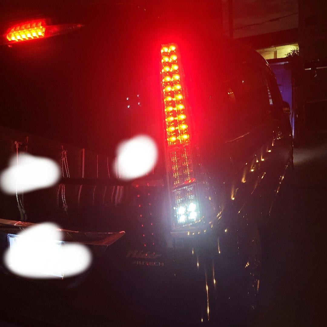 C26　セレナ　LEDテール