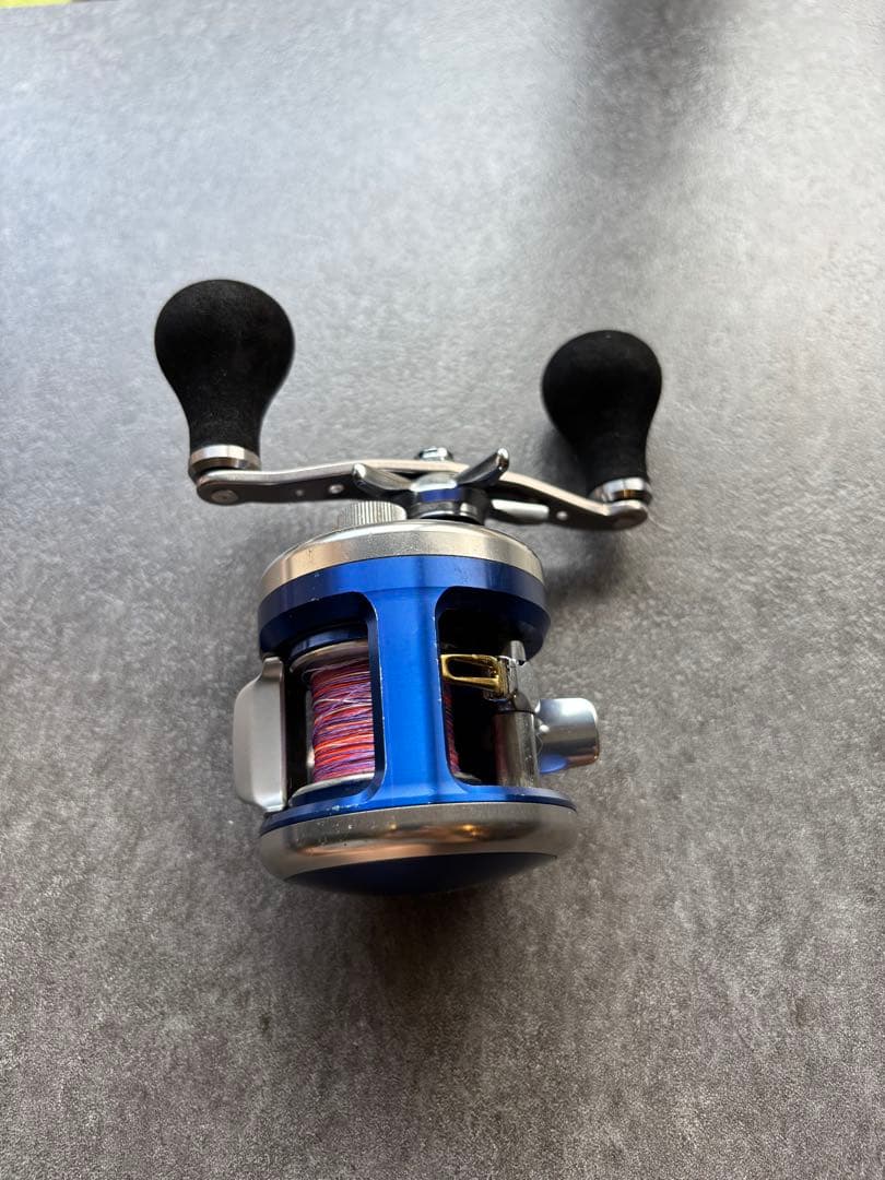 DAIWA ベイエリアスペシャル 100L 両軸リール