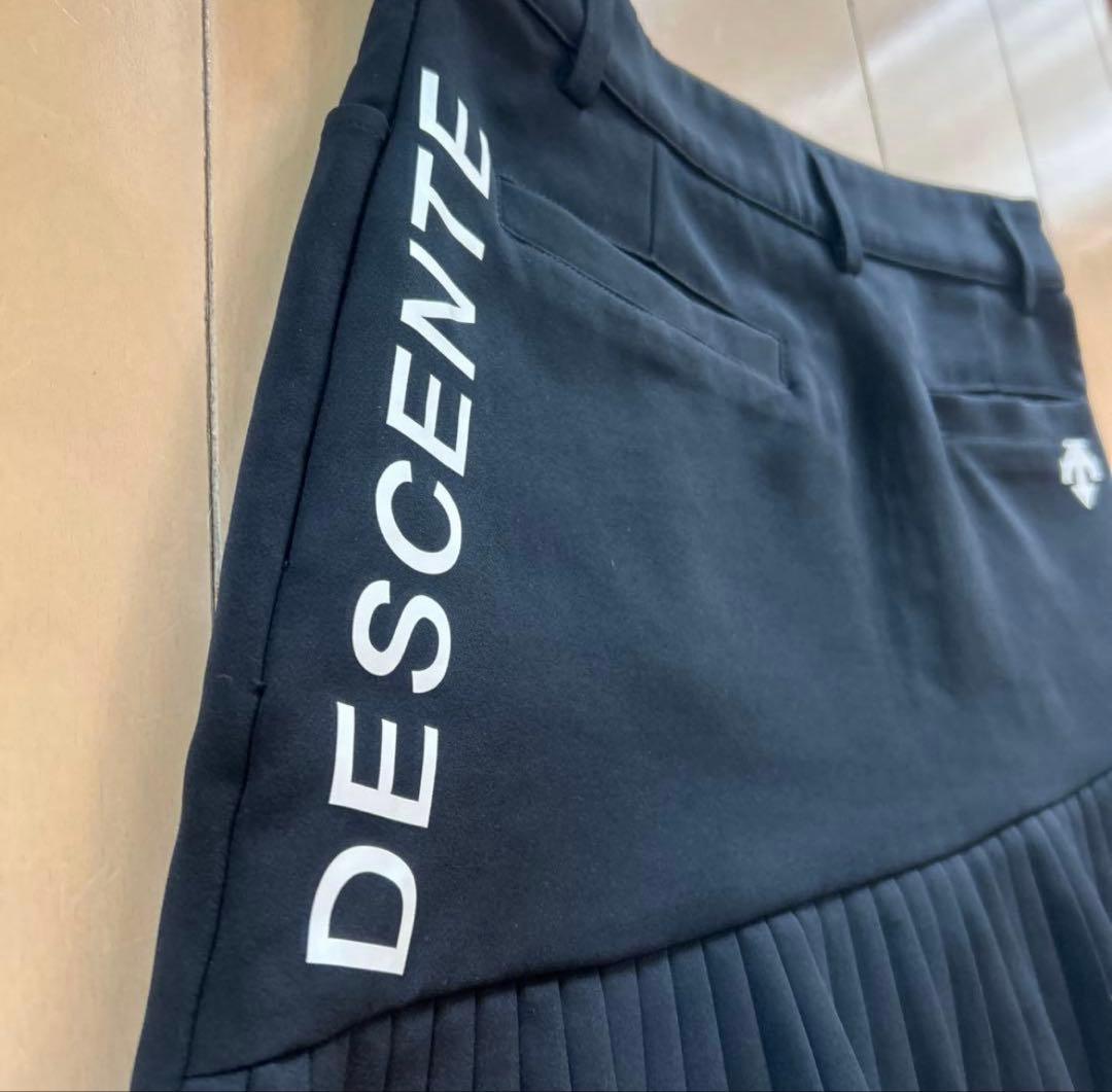 DESCENTE 黒 プリーツスカート Sサイズ