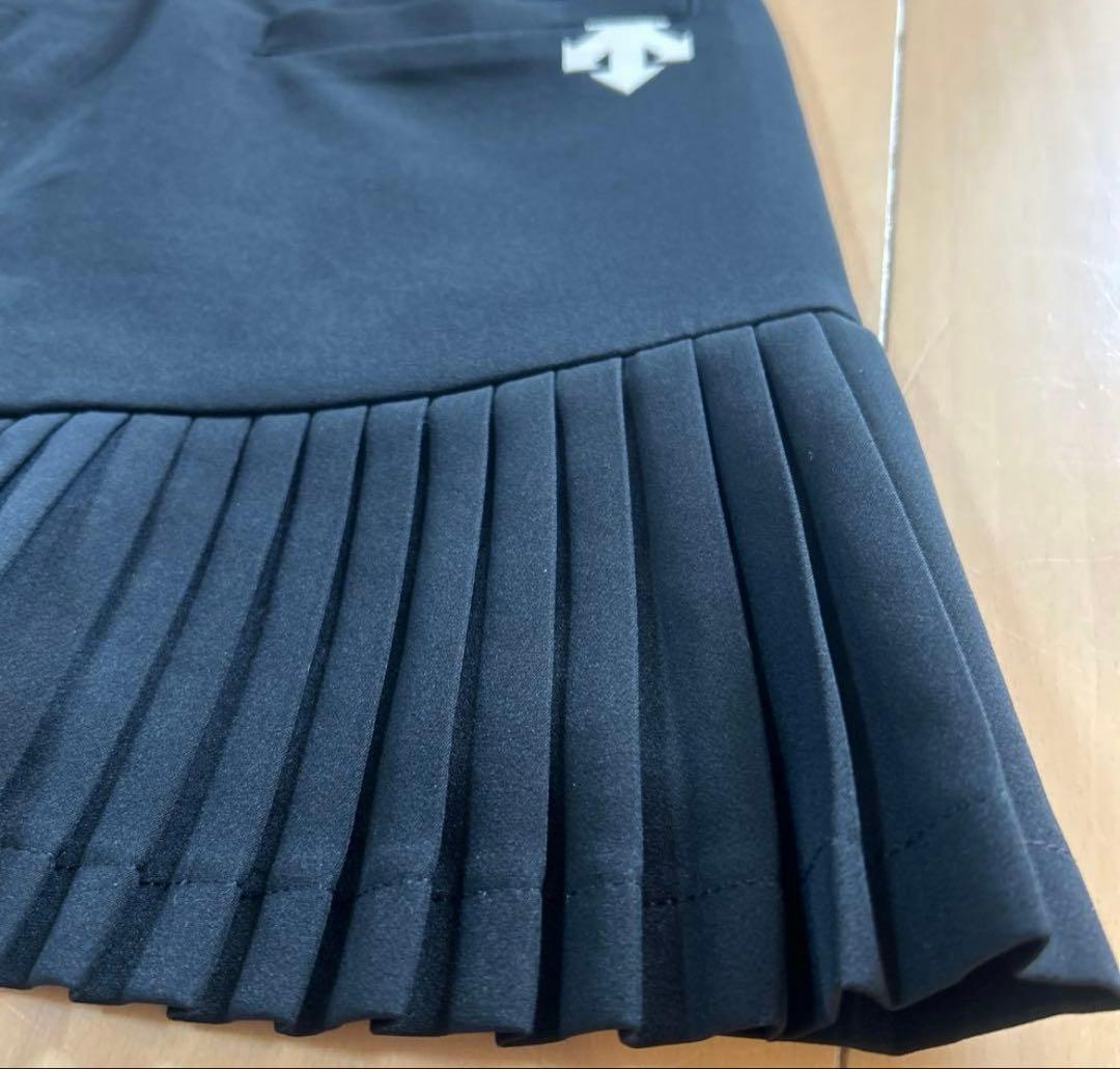DESCENTE 黒 プリーツスカート Sサイズ