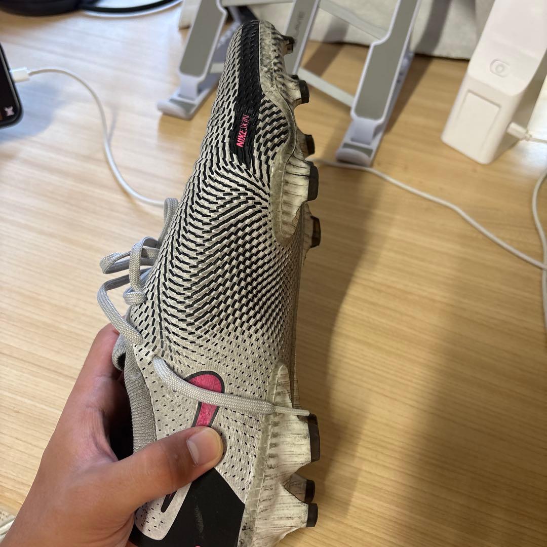 Nike Phantom サッカースパイク グレー/ピンク 収納袋付き