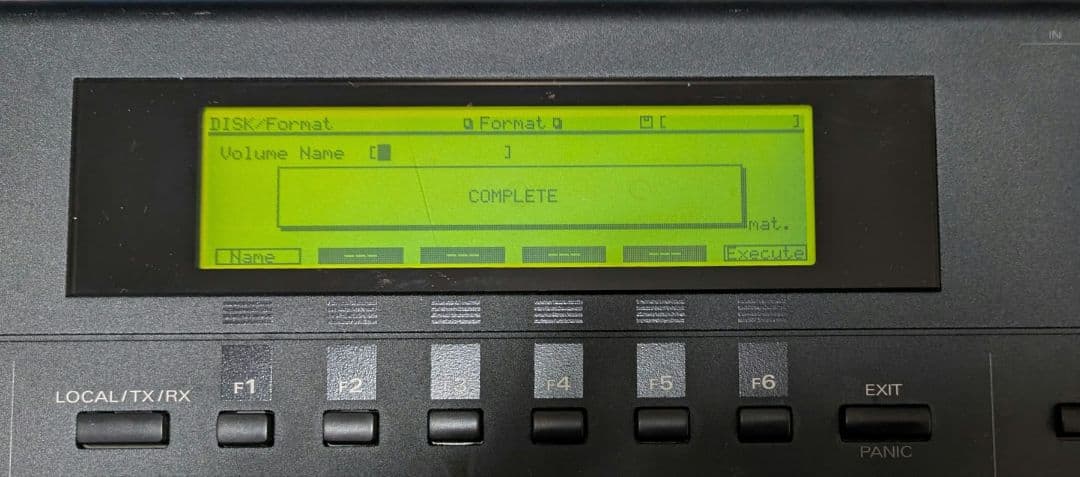 Roland　シンセサイザー　XP-80　ジャンク扱い品
