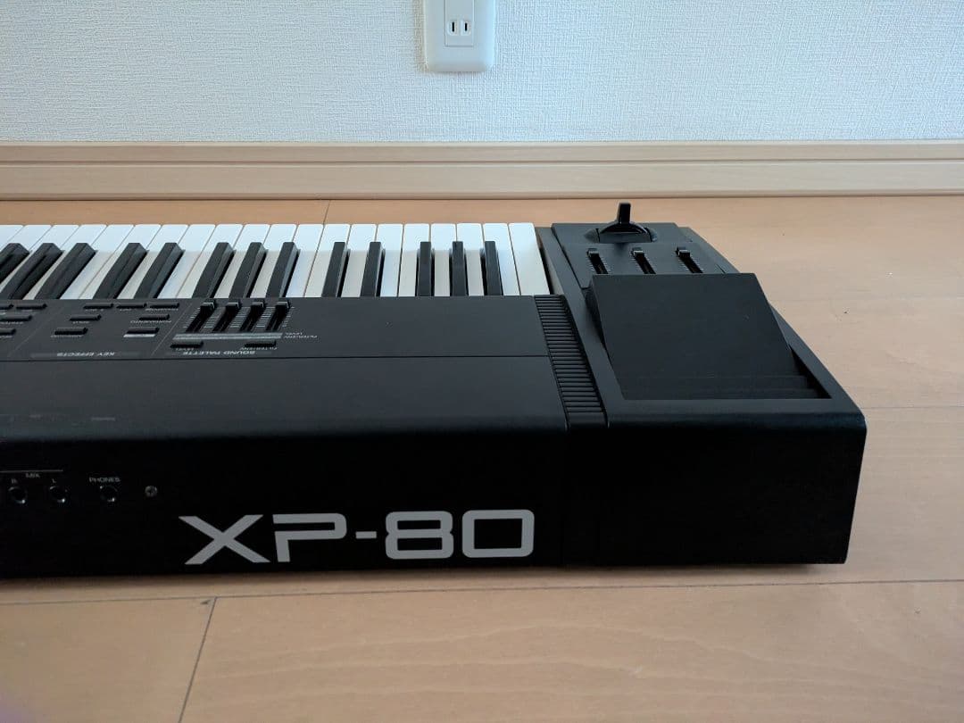 Roland　シンセサイザー　XP-80　ジャンク扱い品