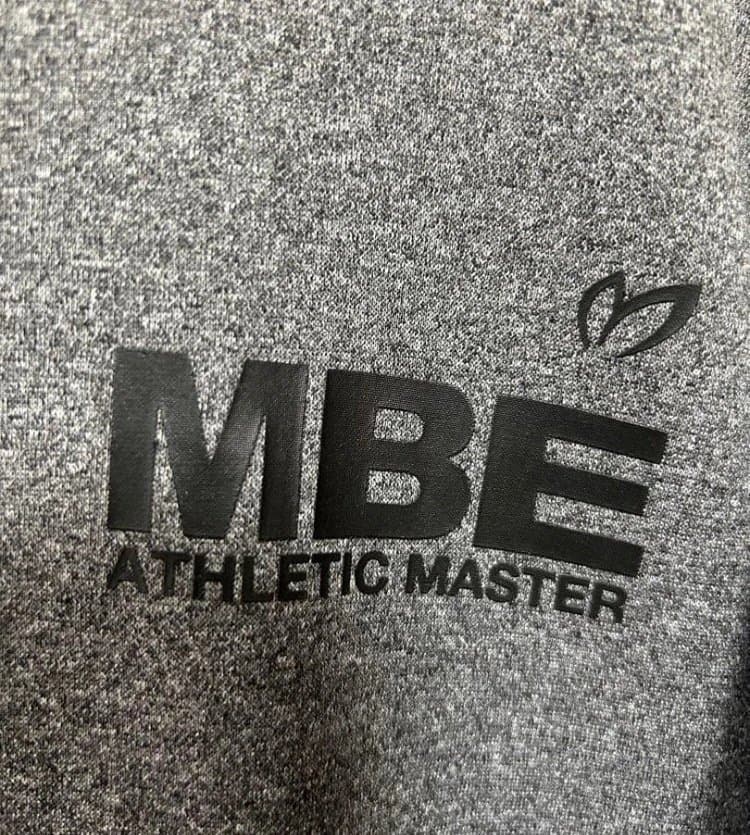 MASTER BUNNY EDITION フード付きジャケット グレー