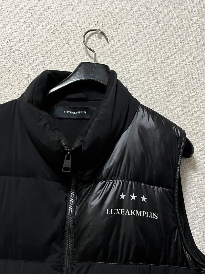 LUXEAKMPLUS　パデッドベスト　/XL　ブラック　ゴルフ　ロゴプリント