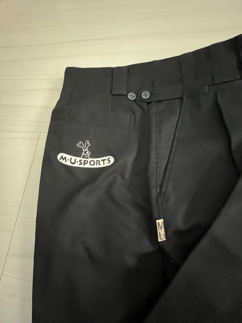 MU SPORTS ミエコ ウエサコ ゴルフパンツ 黒 54★お値下げ