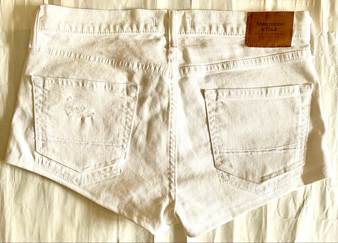 アバクロ❗️メンズホワイトショートカットオフ❗️XL❗️ラグパン風❗️