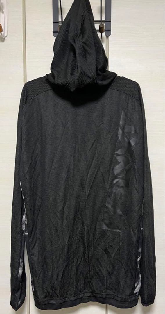 PUMA プーマ ジャージ(上下)黒　上XXLと下XL 川崎フロンターレモデル
