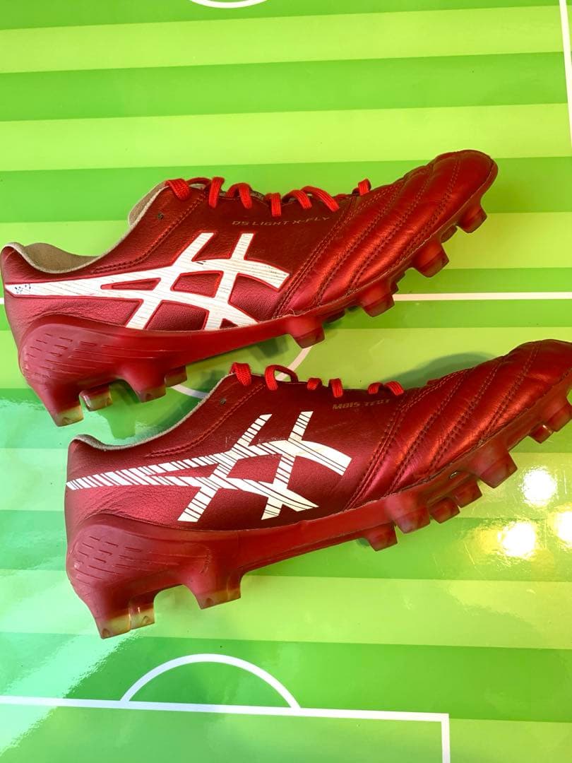 asics サッカーシューズ レッド26.5センチ