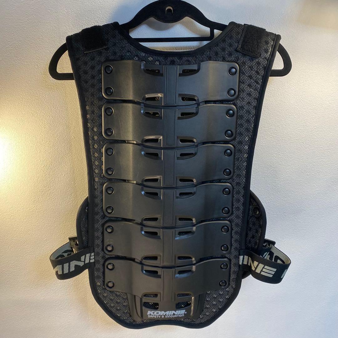 未使用　KOMINE SK-688 スプリームボディプロテクターＬサイズ